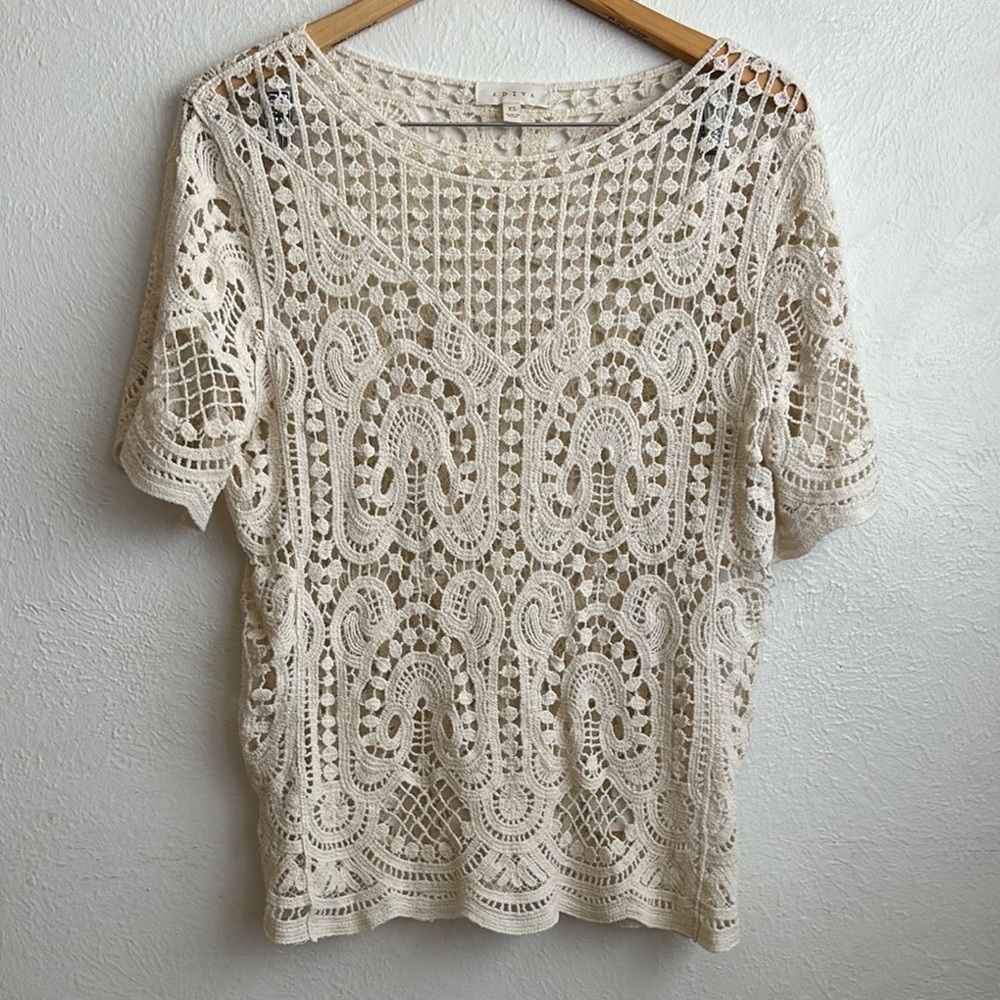 ADIVA ELEGANT CREAM LACE SHORT SLEEVE TOP